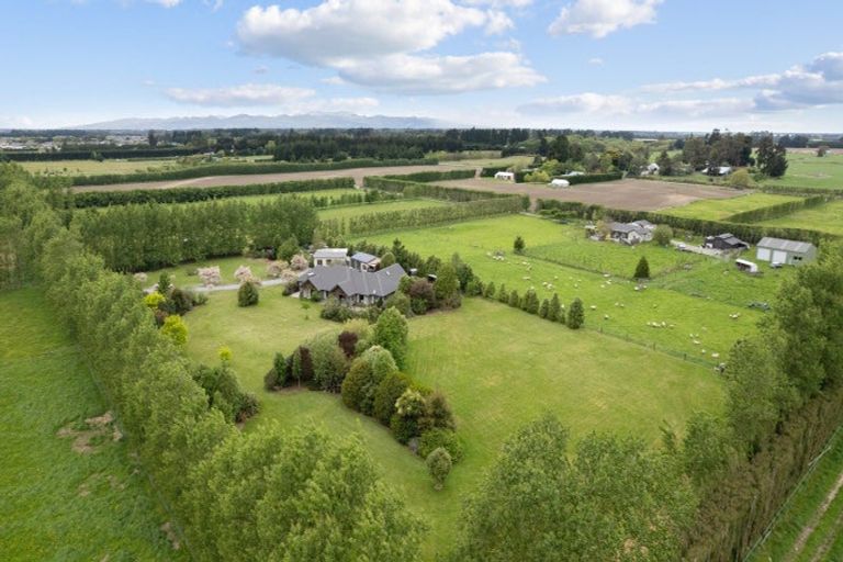 Photo of property in 2/1314 West Coast Road, West Melton, Christchurch, 7671