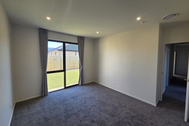 Photo of property in 12 Benrogan Drive, Halswell, Christchurch, 8025