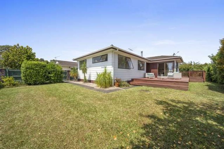 Photo of property in 12 Lyren Place, Half Moon Bay, Auckland, 2012