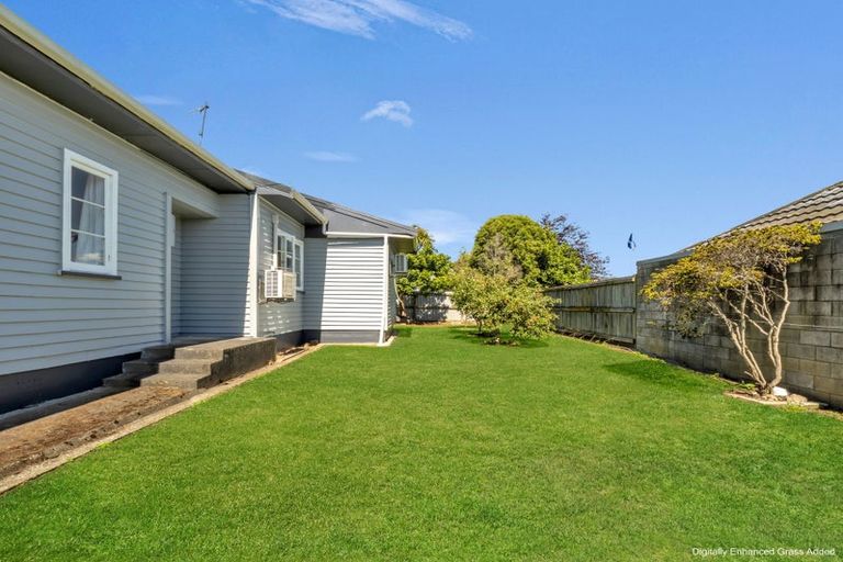 Photo of property in 556b Queen Street East, Levin, 5510