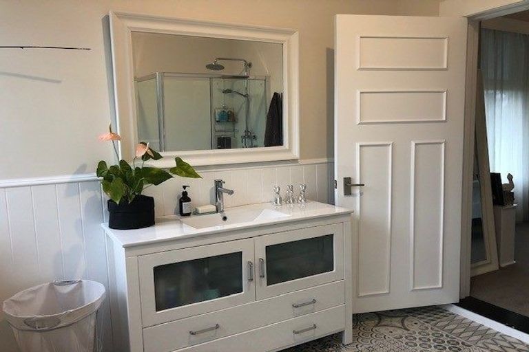 Photo of property in 18 Argyle Street, Waipu, 0510