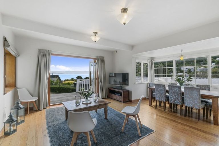 Photo of property in 6 Marama Terrace, Eastbourne, Lower Hutt, 5013