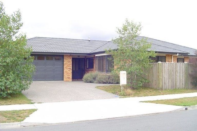 Photo of property in 4 Cascade Way, Paraparaumu, 5032