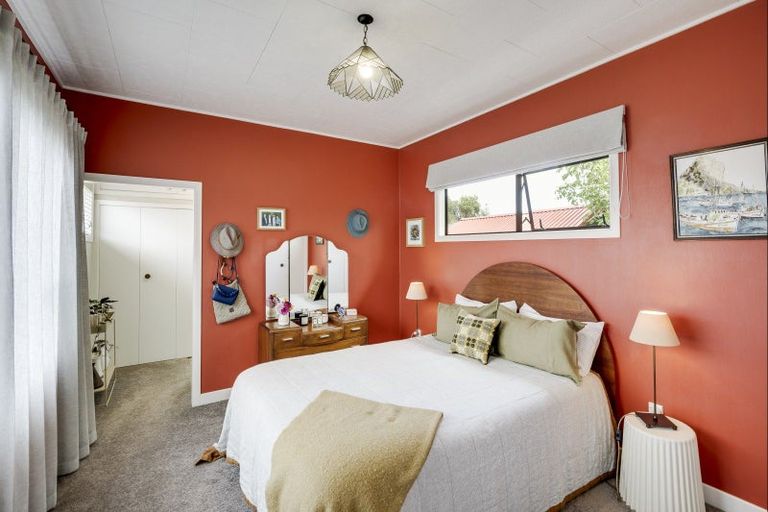 Photo of property in 42 Herrick Street, Marewa, Napier, 4110