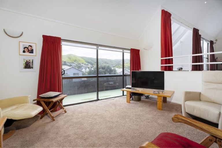 Photo of property in 44 Lakewood Avenue, Churton Park, Wellington, 6037