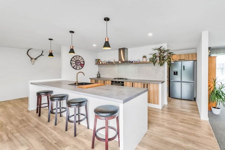 Photo of property in 8 Perendale Place, Kirwee, 7571