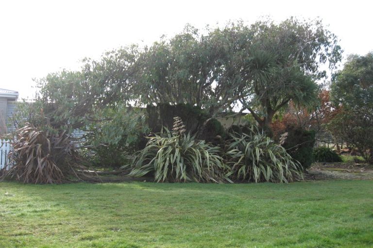 Photo of property in 17 Somerville Street, Woodend, Invercargill, 9877