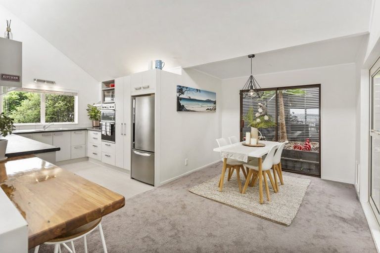 Photo of property in 36 Telstar Place, Beach Haven, Auckland, 0626