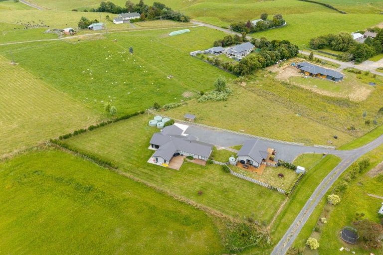 Photo of property in 102 Kukutauaki Road, Koputaroa, Levin, 5575