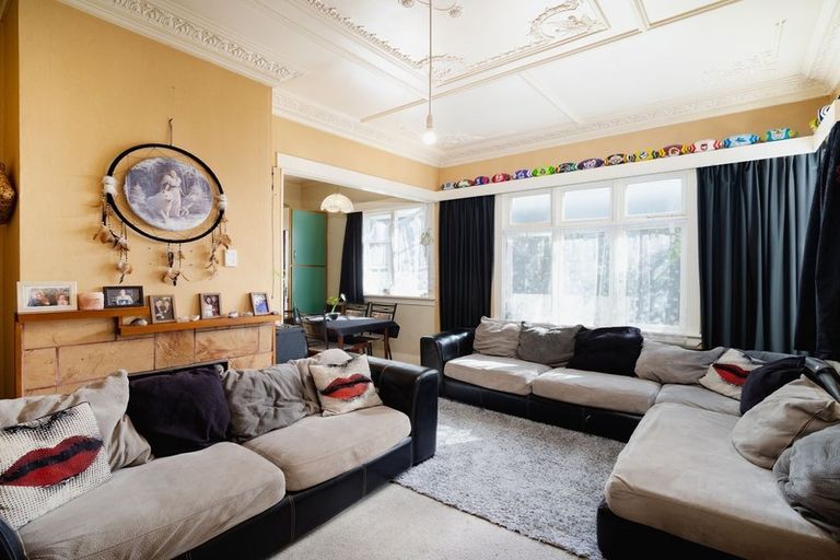 Photo of property in 74 Forbury Road, Saint Clair, Dunedin, 9012