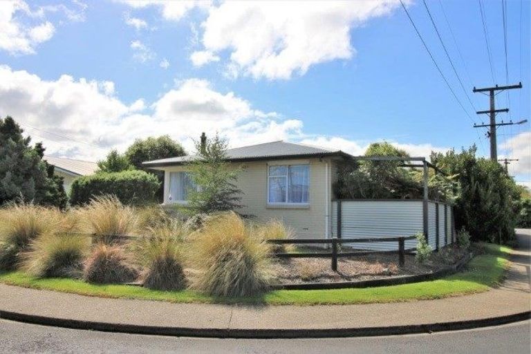 Photo of property in 73 Mcdonald Street, Mosgiel, 9024