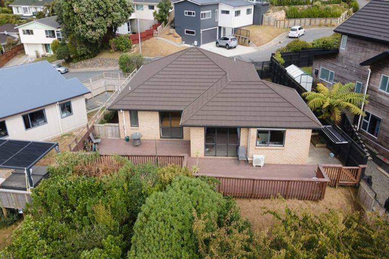 Photo of property in 36 Turriff Crescent, Kenepuru, Porirua, 5022