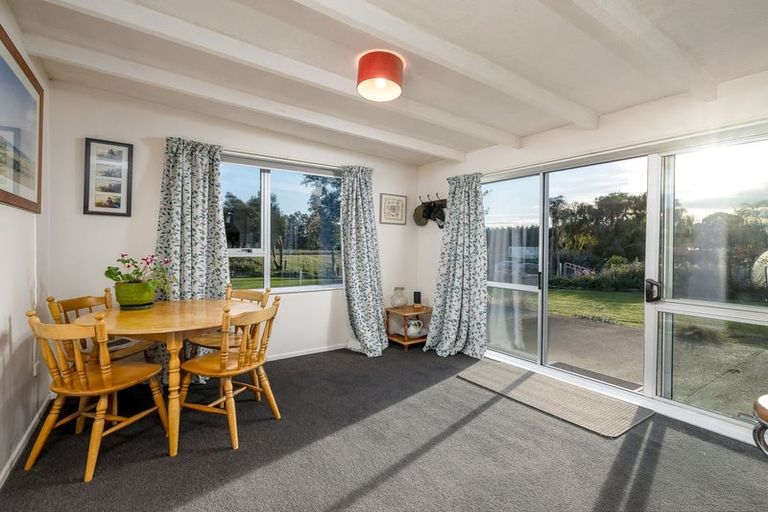 Photo of property in 15 Pembroke Street, Waimate, 7980