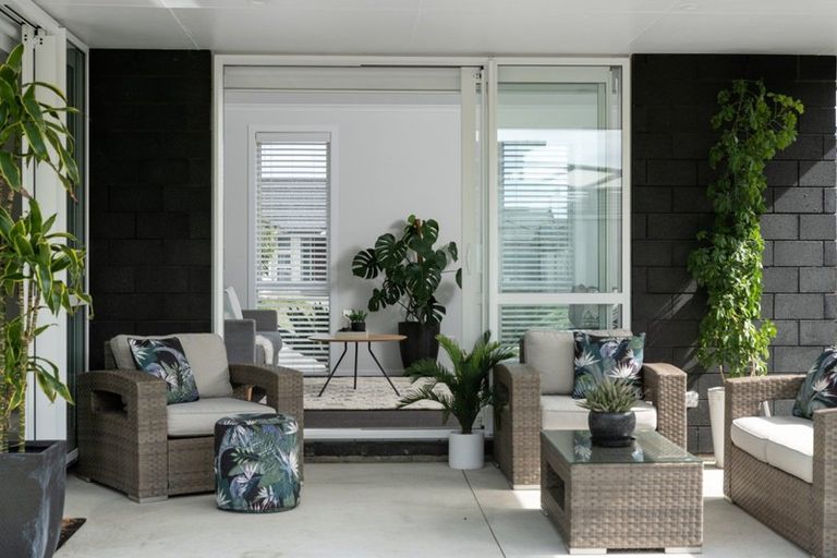 Photo of property in 12 Harding Drive, Papamoa Beach, Papamoa, 3118