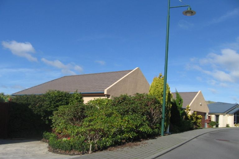 Photo of property in 4 Mariners Way, Whitby, Porirua, 5024