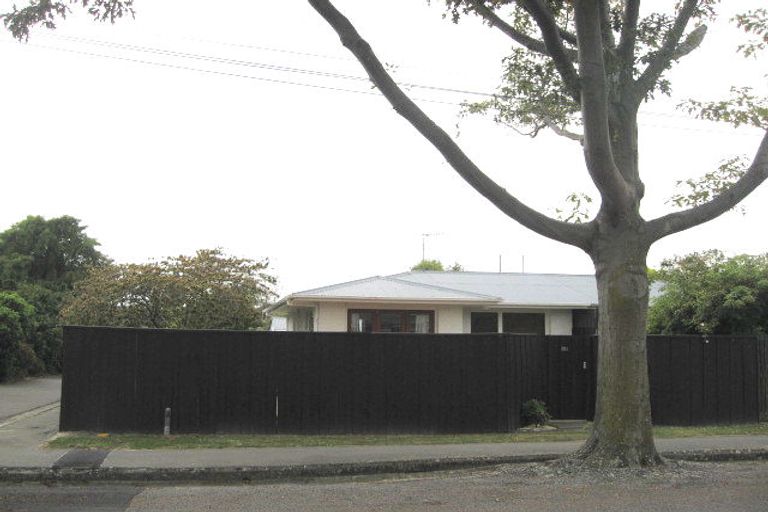 Photo of property in 2/10 Scotston Avenue, St Albans, Christchurch, 8052