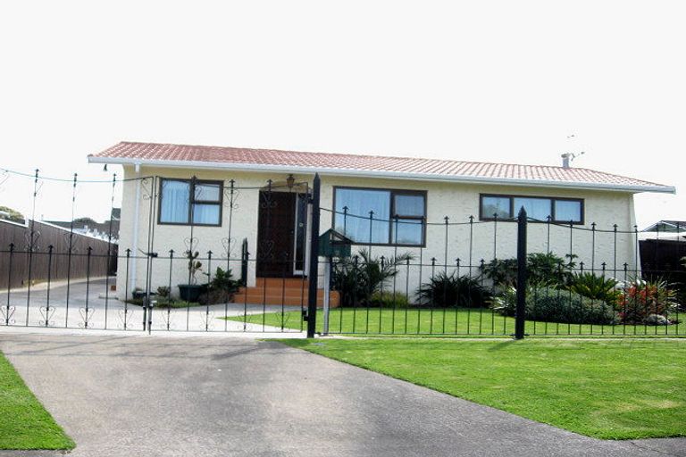 Photo of property in 2 Cornwall Road, Springvale, Whanganui, 4501