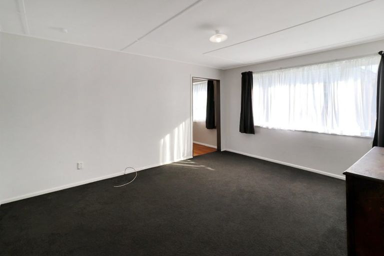 Photo of property in 7 Puketapu Grove, Waiwhetu, Lower Hutt, 5010