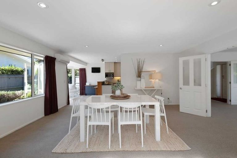 Photo of property in 2 Lewisham Park, St Albans, Christchurch, 8052