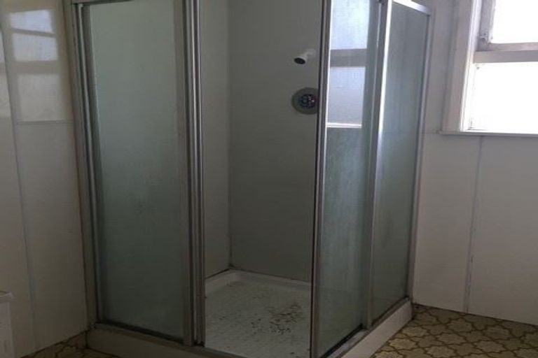 Photo of property in 21 Tongariro Street, Castlecliff, Whanganui, 4501