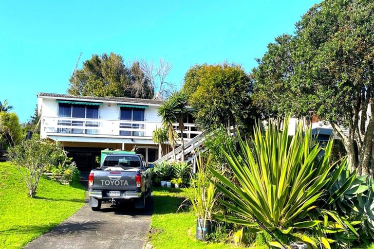 Photo of property in 43 Cheriton Road, Mellons Bay, Auckland, 2014