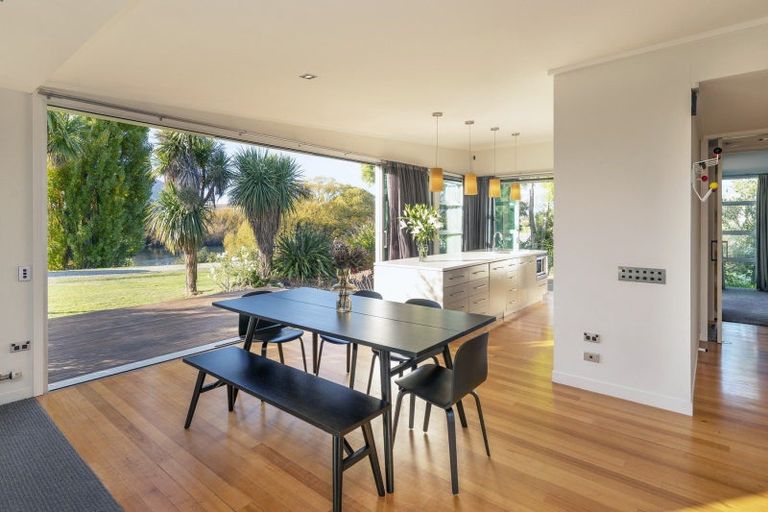 Photo of property in 10 Bridgewater Terrace, Albert Town, Wanaka, 9305