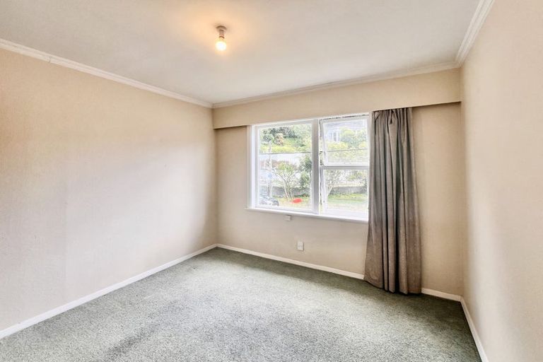 Photo of property in 50 Randwick Road, Northland, Wellington, 6012