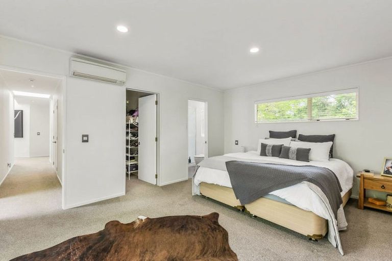 Photo of property in 26 Woodlyn Drive, Karaka, Drury, 2578