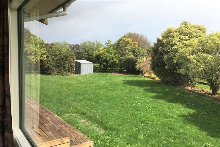 Photo of property in 1373 Devon Road, Brixton, Waitara, 4382