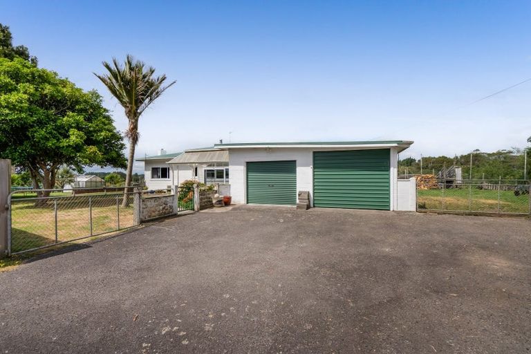 Photo of property in 14 Ngapapa Street, Urenui, 4375