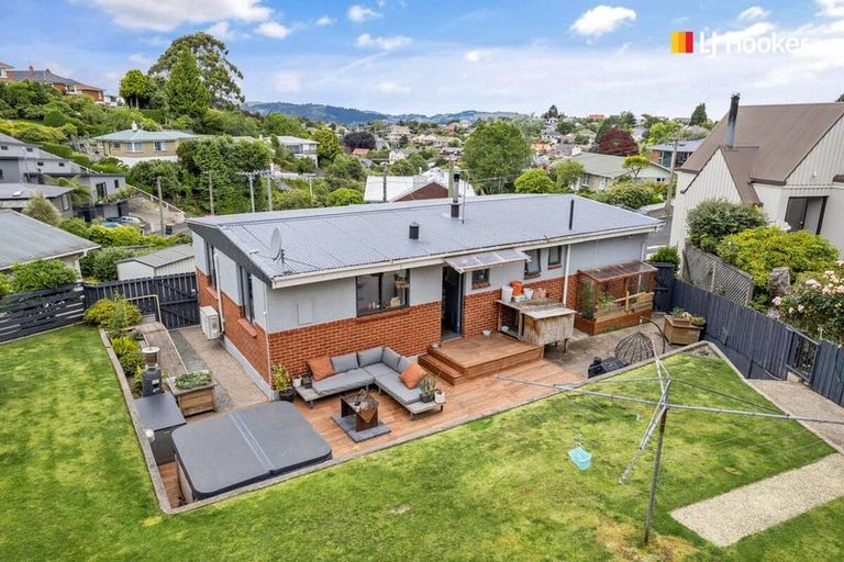Photo of property in 36 Centennial Avenue, Helensburgh, Dunedin, 9010