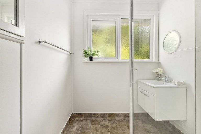 Photo of property in 73 Dimock Street, Titahi Bay, Porirua, 5022