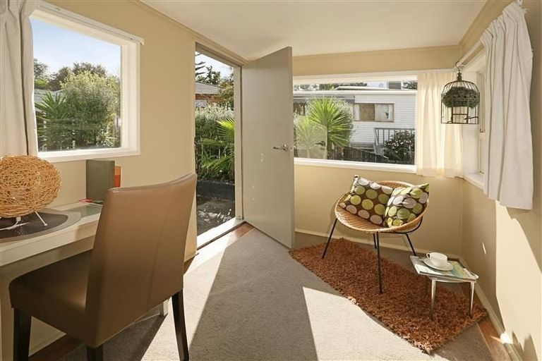 Photo of property in 71 Glendene Avenue, Glendene, Auckland, 0602