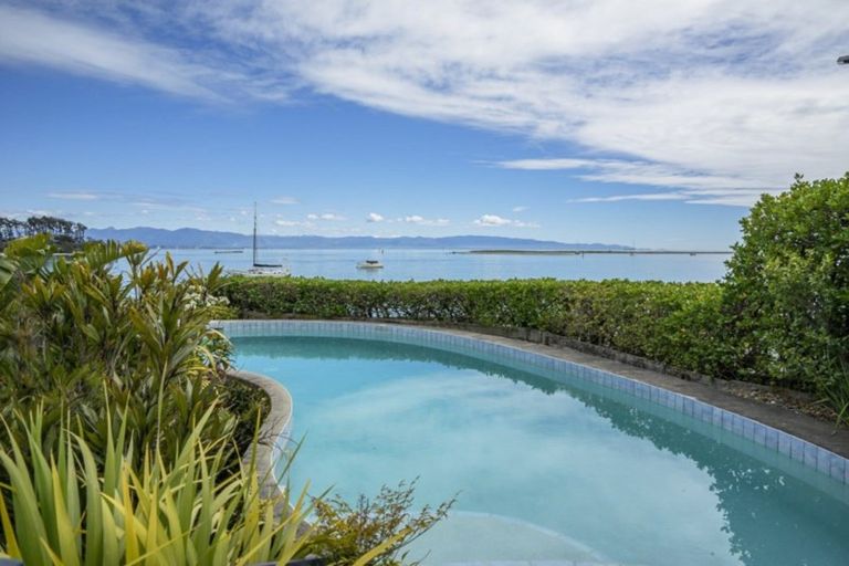 Photo of property in 2 Victoria Road, Stepneyville, Nelson, 7010