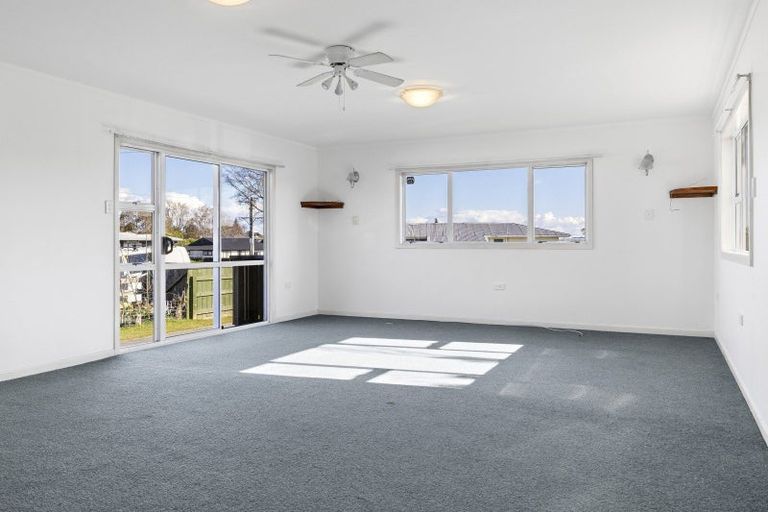 Photo of property in 56 Taupo View Road, Taupo, 3330