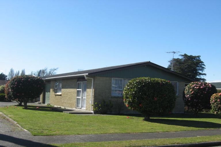 Photo of property in 29a Hornsby Street, Carterton, 5713