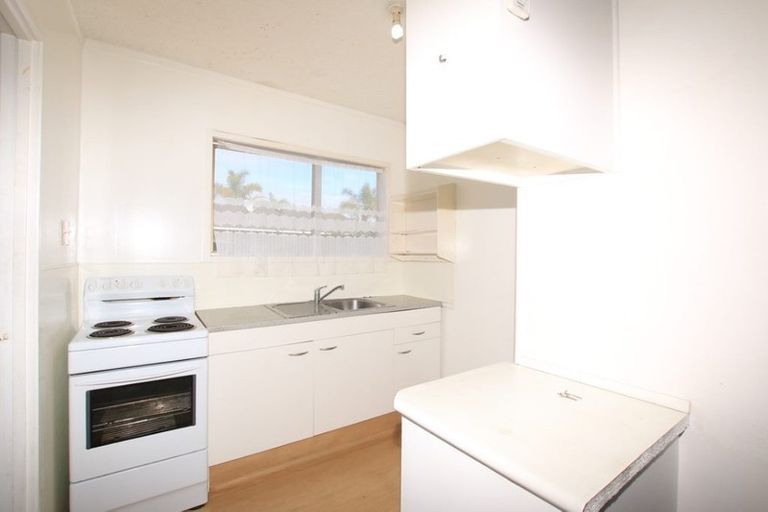 Photo of property in 7/126 Lynwood Road, New Lynn, Auckland, 0600