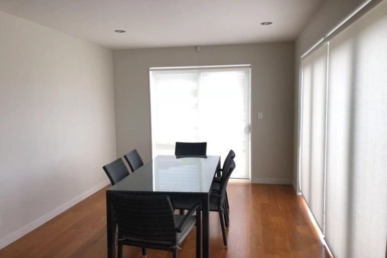 Photo of property in 24 Remuremu Street, Long Bay, Auckland, 0630