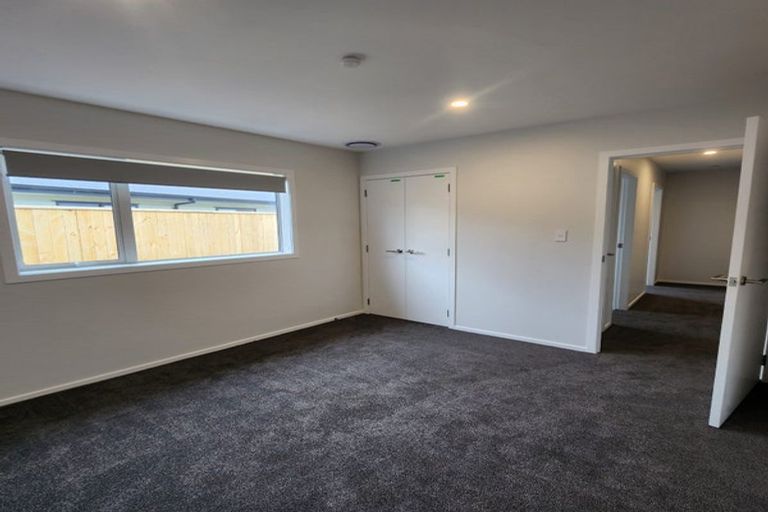 Photo of property in 8 Ash Close, Levin, 5510