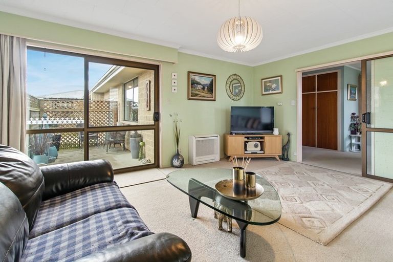 Photo of property in 140 High Street, Waimate, 7924