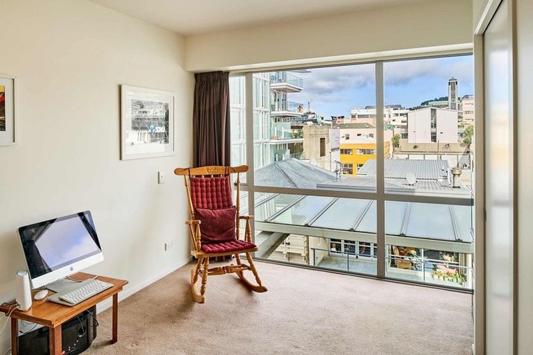 Photo of property in Sol Apartments, 12/37 Jessie Street, Te Aro, Wellington, 6011