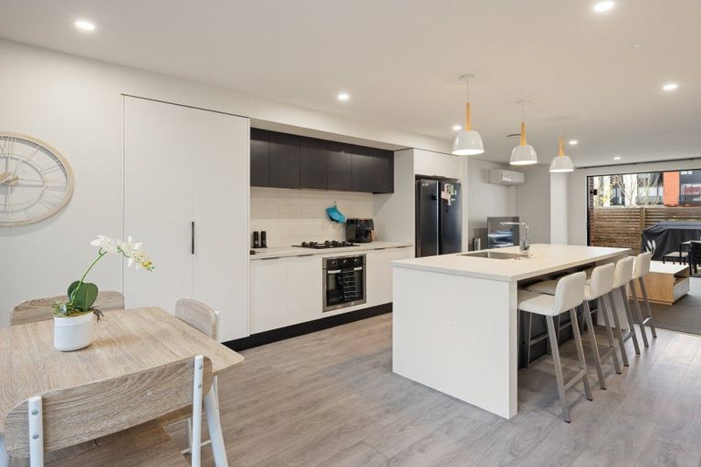 Photo of property in 1/216 Tristram Street, Hamilton Central, Hamilton, 3204