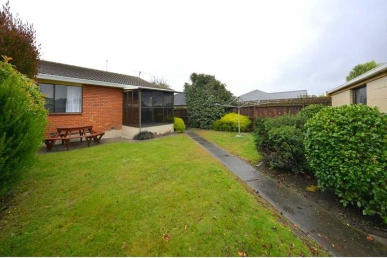 Photo of property in 2/22 Baker Street, New Brighton, Christchurch, 8083