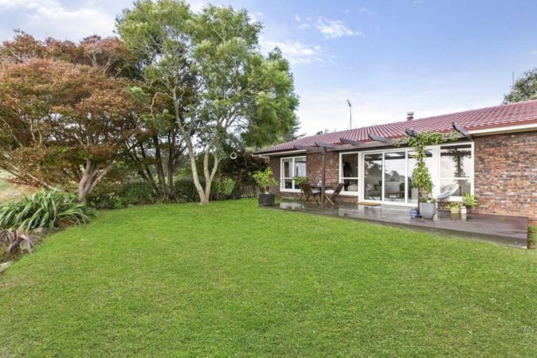 Photo of property in 340 Ponga Road, Opaheke, Papakura, 2584