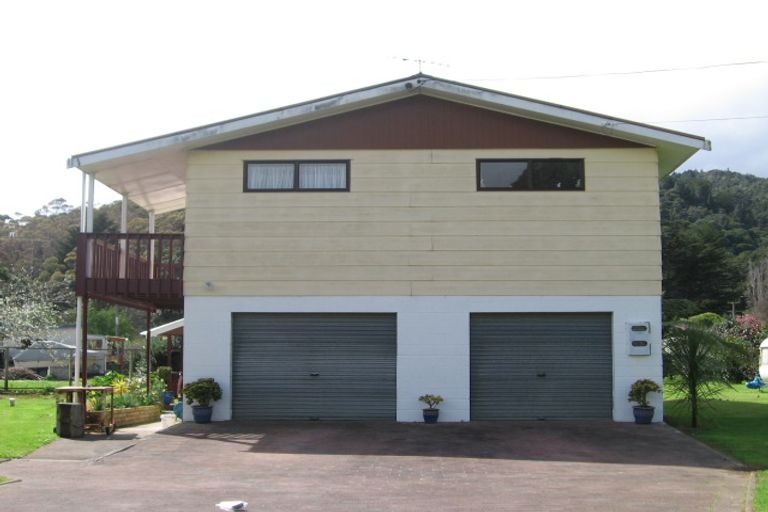 Photo of property in 3 Firth View Road, Te Puru, Thames, 3575