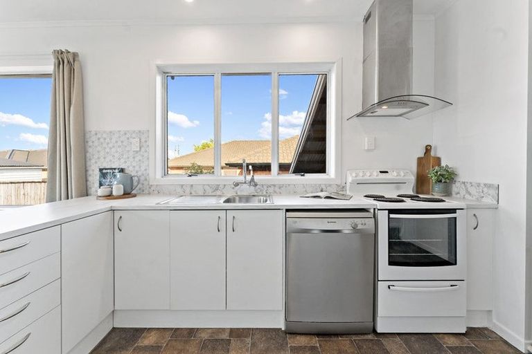 Photo of property in 70 Wellington Street, Pukekohe, 2120