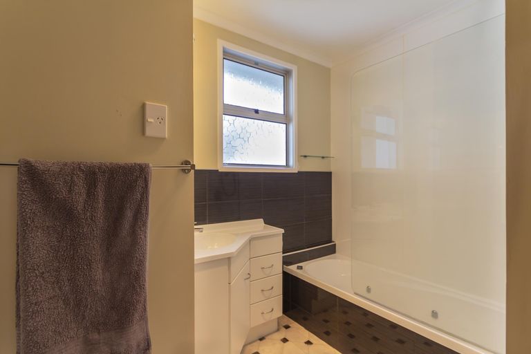 Photo of property in 46 Derwent Street, Oamaru North, Oamaru, 9400