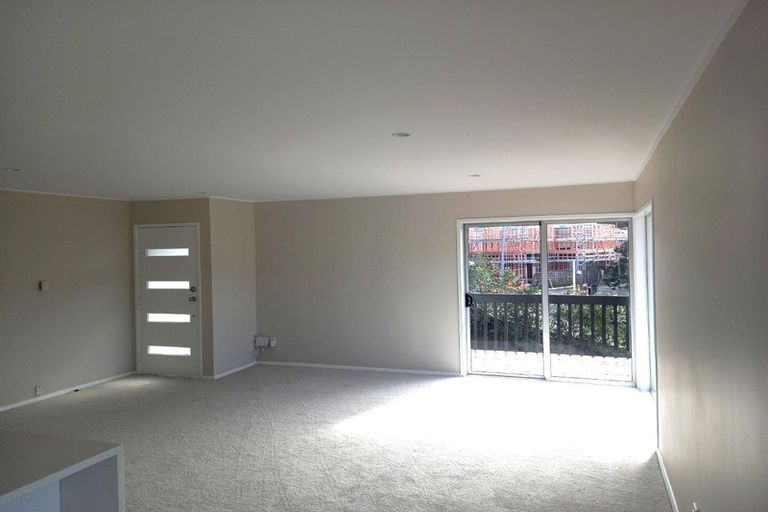 Photo of property in 23 Spinella Drive, Bayview, Auckland, 0629