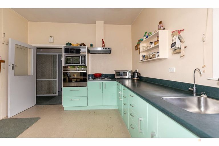 Photo of property in 187 Queen Street, Waimate, 7924