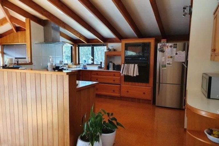 Photo of property in 12 Buckingham Crescent, Manukau, Auckland, 2025